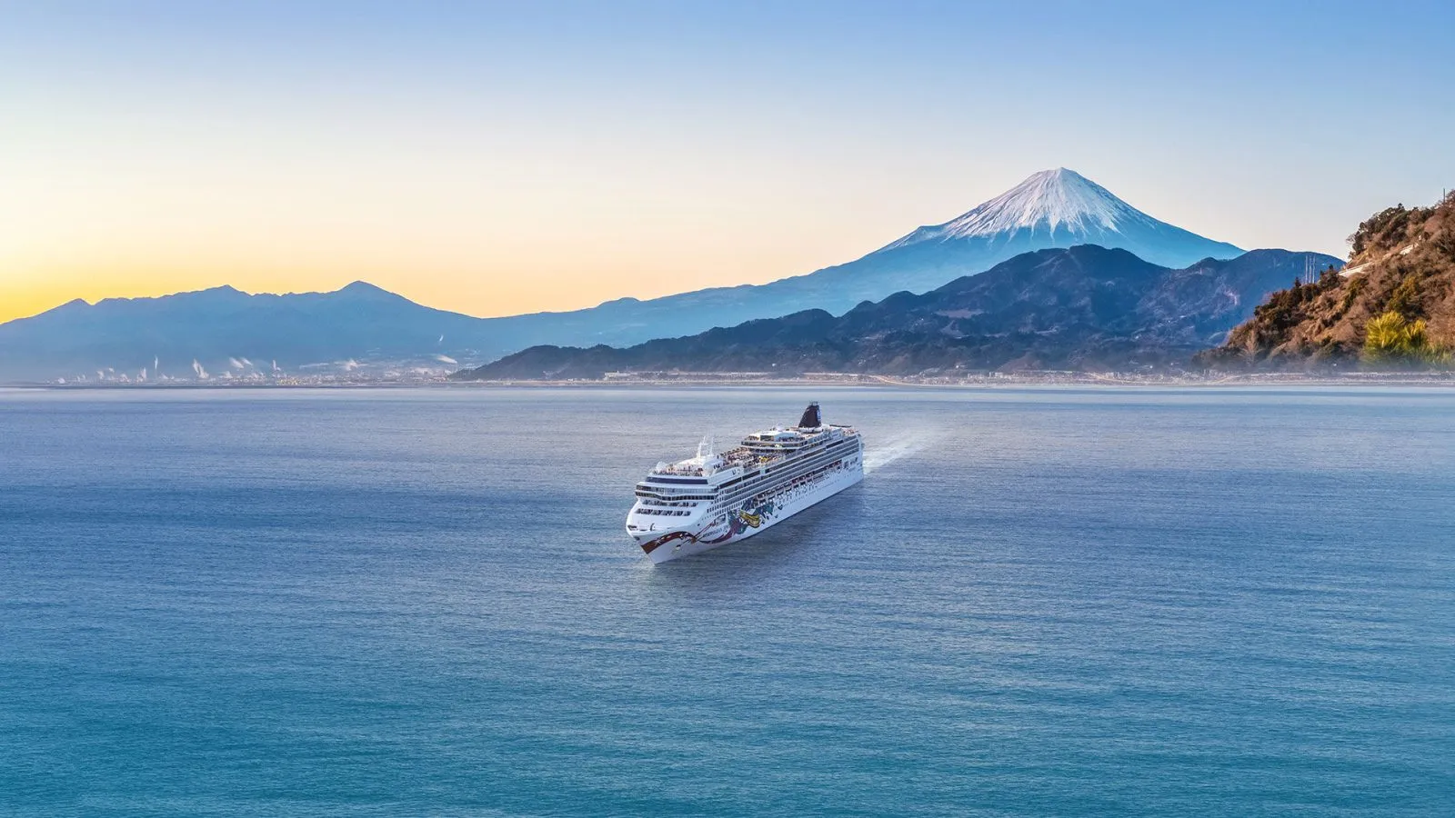 Na Uy Cruise Line