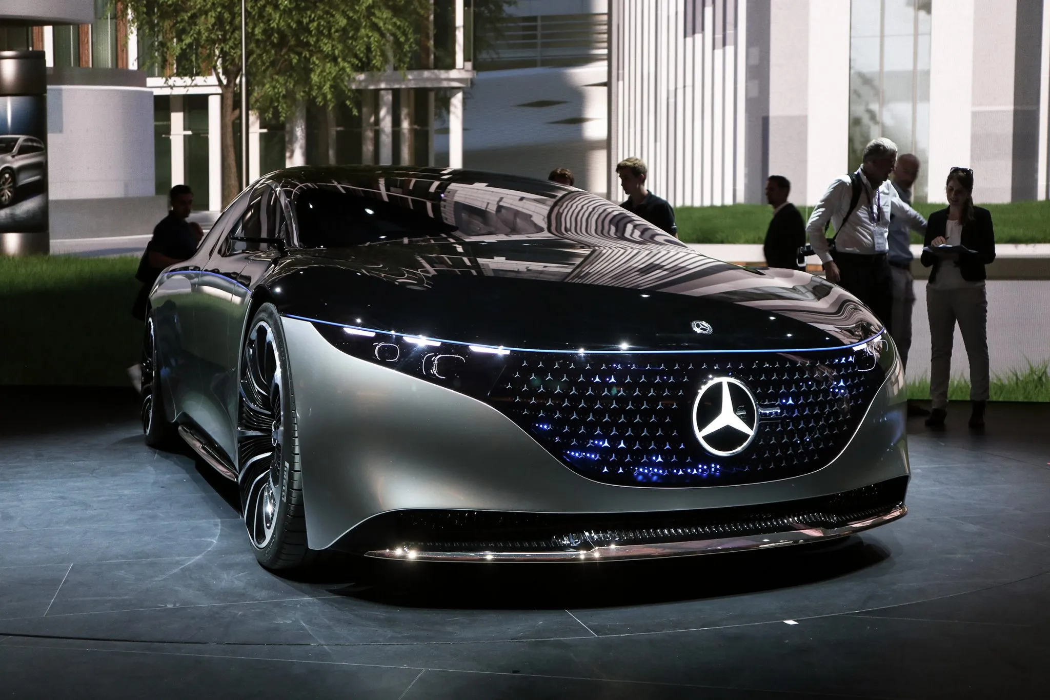 Toyota vượt Mercedes và BMW về xếp hạng thương hiệu tốt nhất toàn cầu