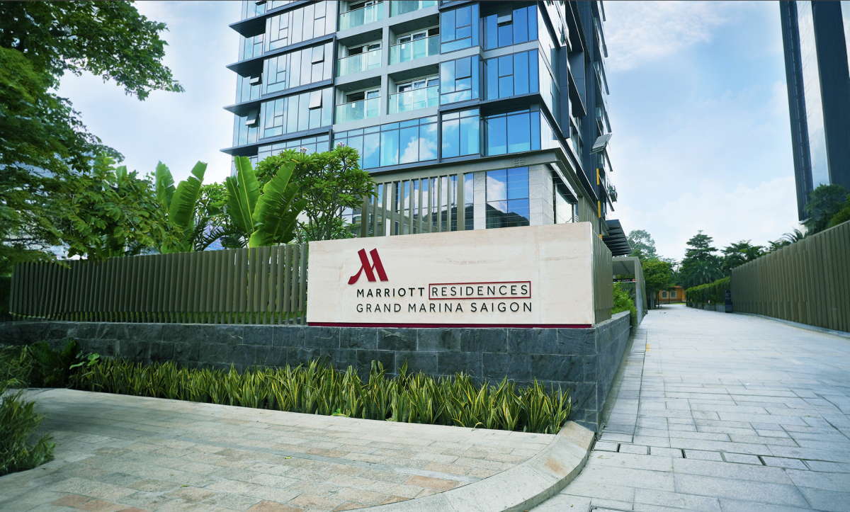 Cổng chính vào Khu căn hộ hàng hiệu Marriott Residences tại tòa Lake. Ảnh: Marriott