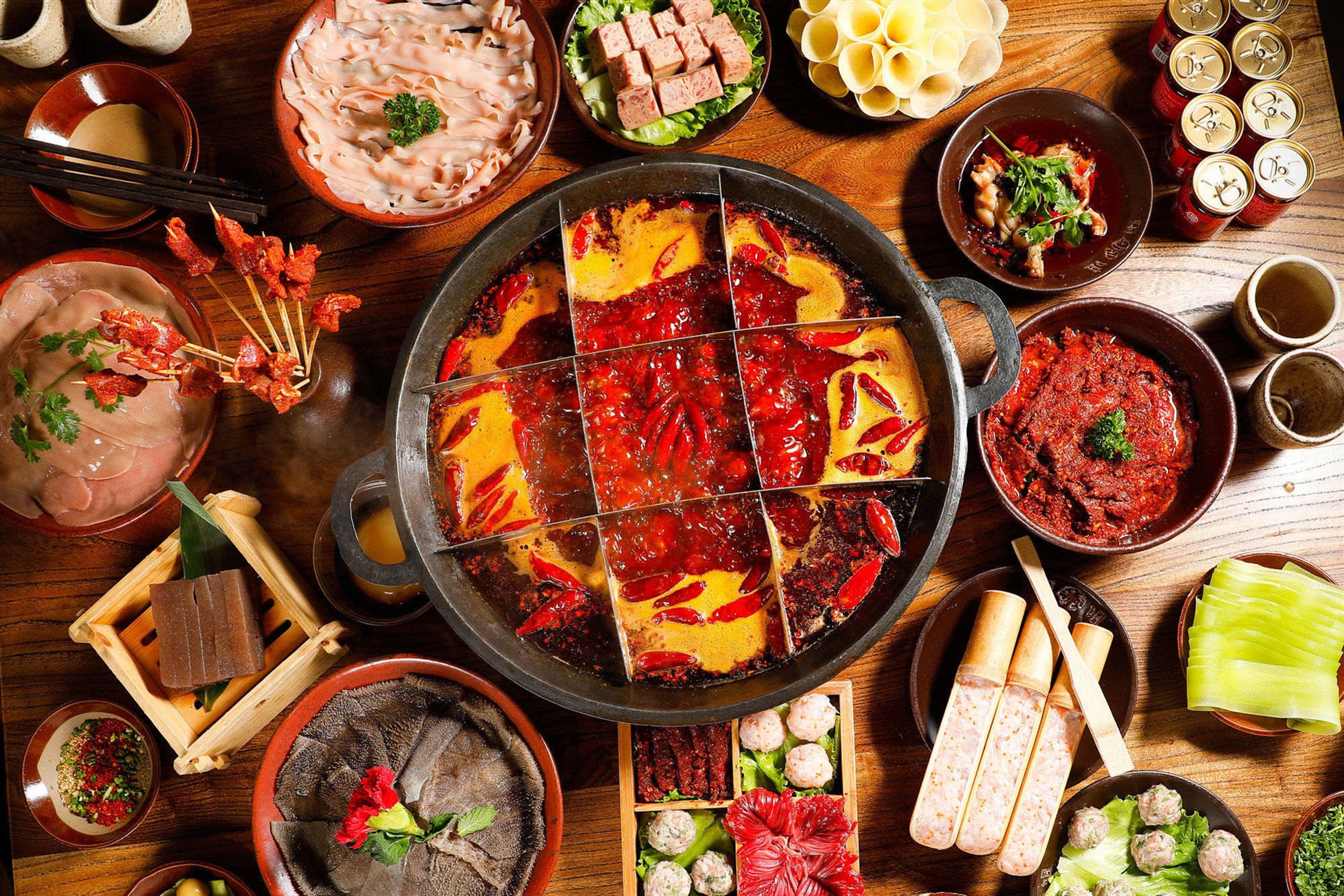 Nhà hàng lẩu lớn nhất thế giới Tì Bà Viên