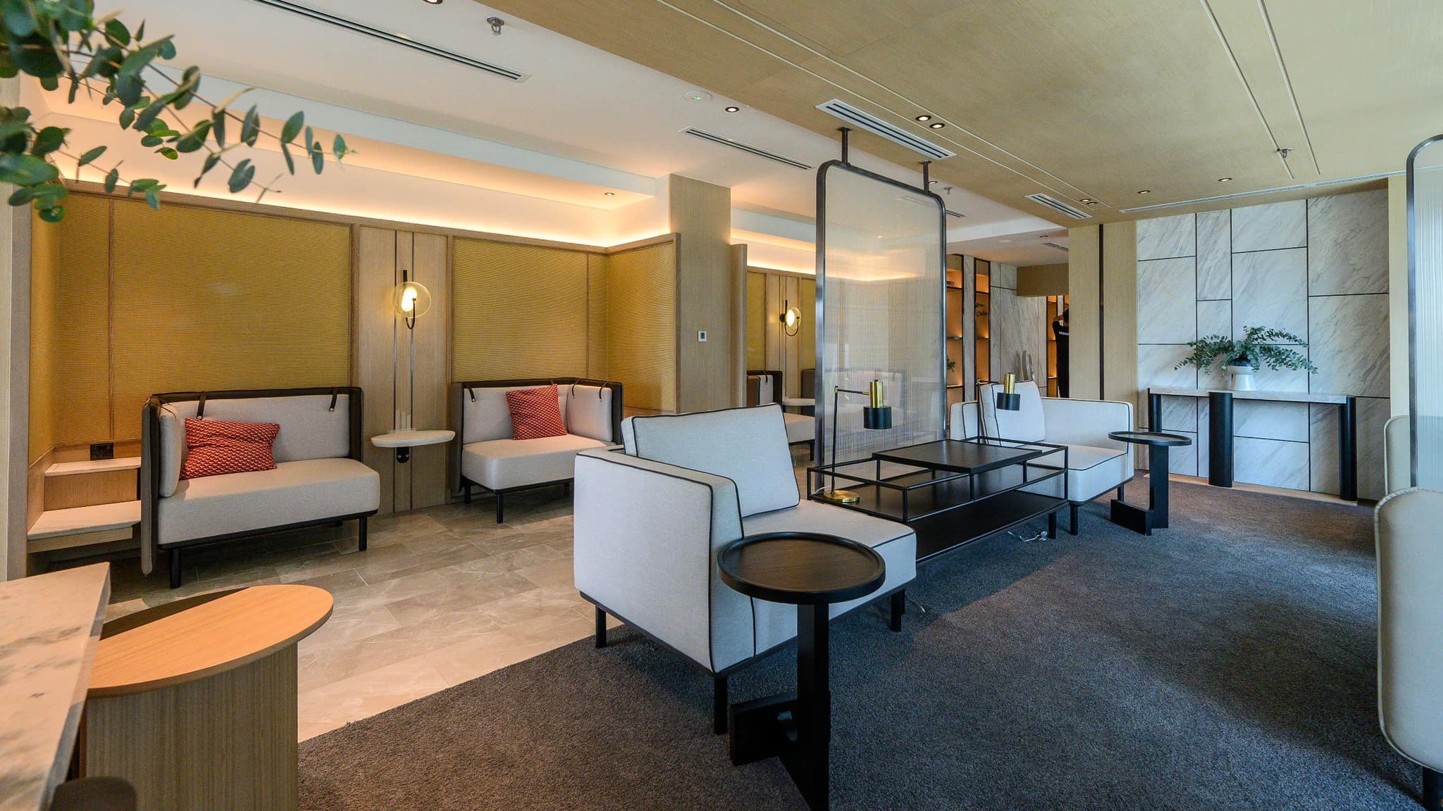 Toà Lake Grand Marina thương hiệu Marriott chính thức bàn giao