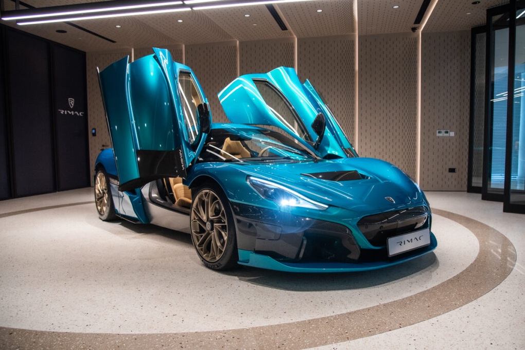 Rimac Nevera - Siêu xe điện mạnh nhất thế giới có mặt tại Đông Nam Á với giá "ngất ngưởng"