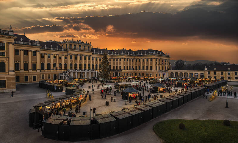 Schönbrunn Place (Ảnh: Sưu tầm)