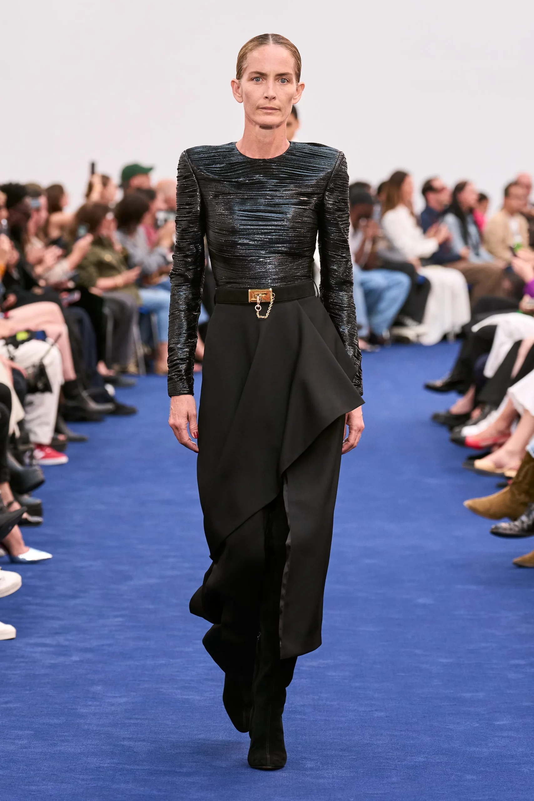 00003-alexandre-vauthier-fall-2023-couture-credit-gorunway.JPG-scaled.webp