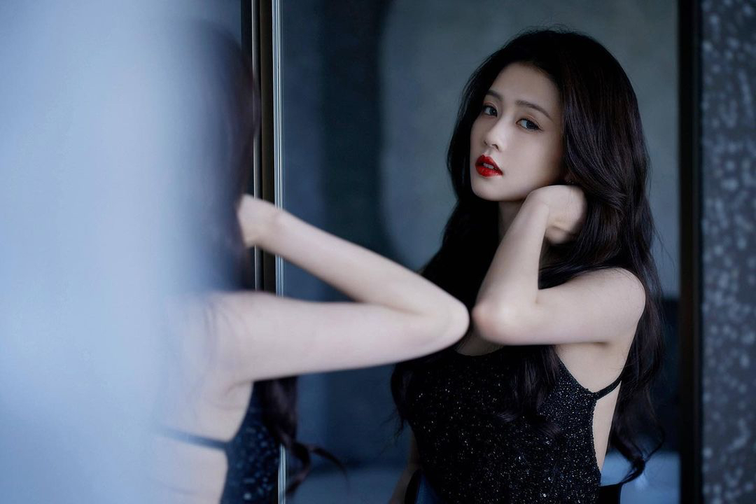 Bạch Lộc vai Trịnh Thư Ý
