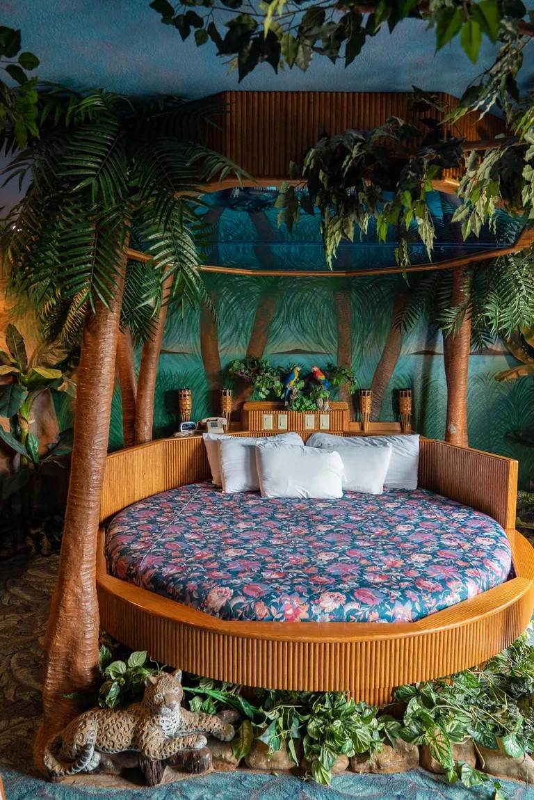 Hotel Kitsch