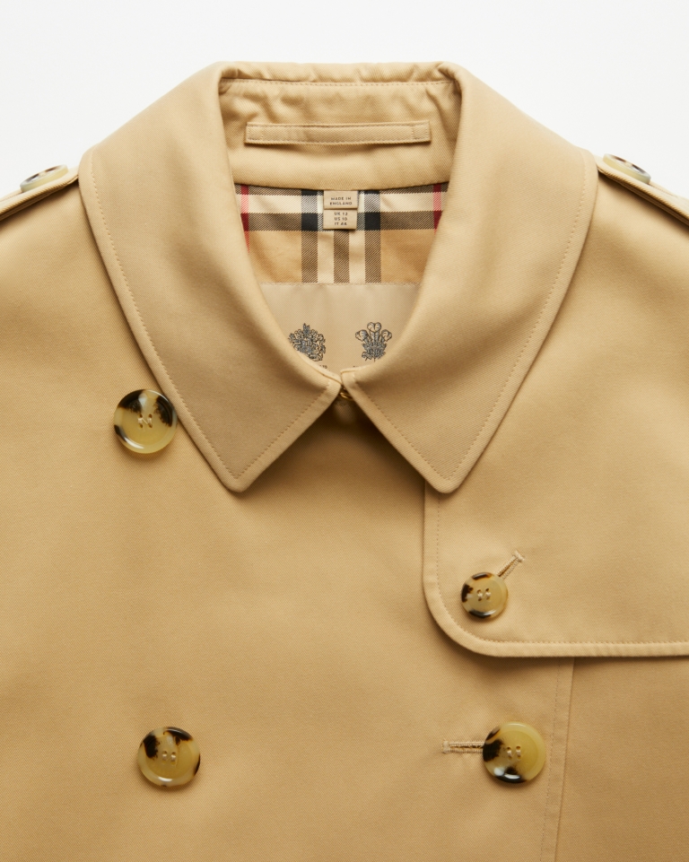 Burberry x Vestiaire Collective 