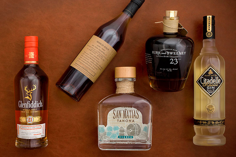 5 Loại Rượu Rum Hàng Đầu Vùng Caribê: Điều Bạn Cần Biết