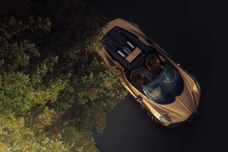 Bugatti Chiron Super Sport ‘Golden Era’: kiệt tác của sự sáng tạo