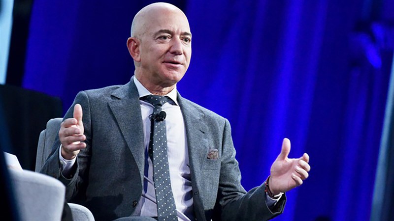 Tỷ phú Jeff Bezos cửa đóng then cài ở khu dân cư giới thượng lưu