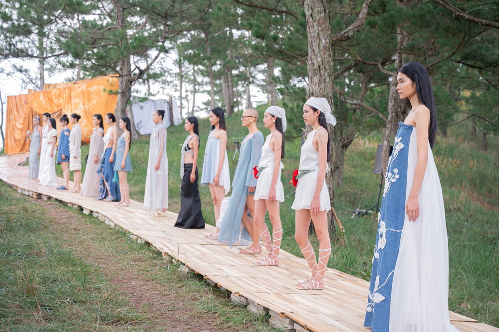 LVA-RUNWAY-moment-033.jpg