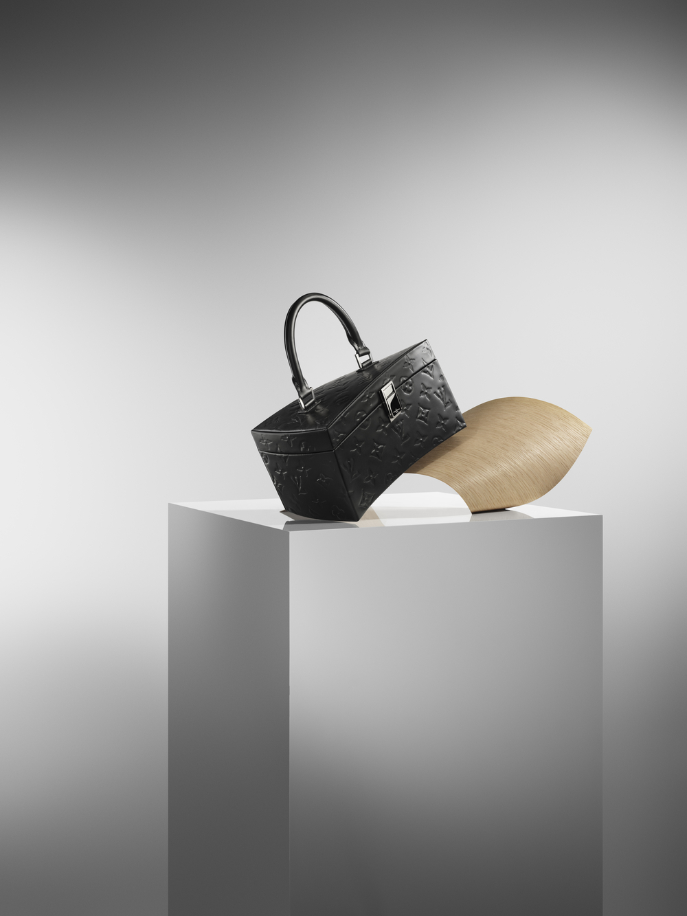 TWISTED-BOX_BLACK_CREDIT-PHILIPPE-LACOMB.jpg