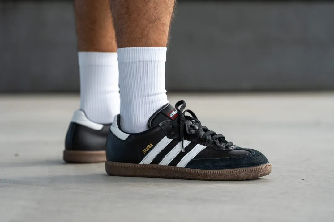 Nhung-ly-do-ban-nen-so-huu-ngay-mot-doi-adidas-Samba-7.webp