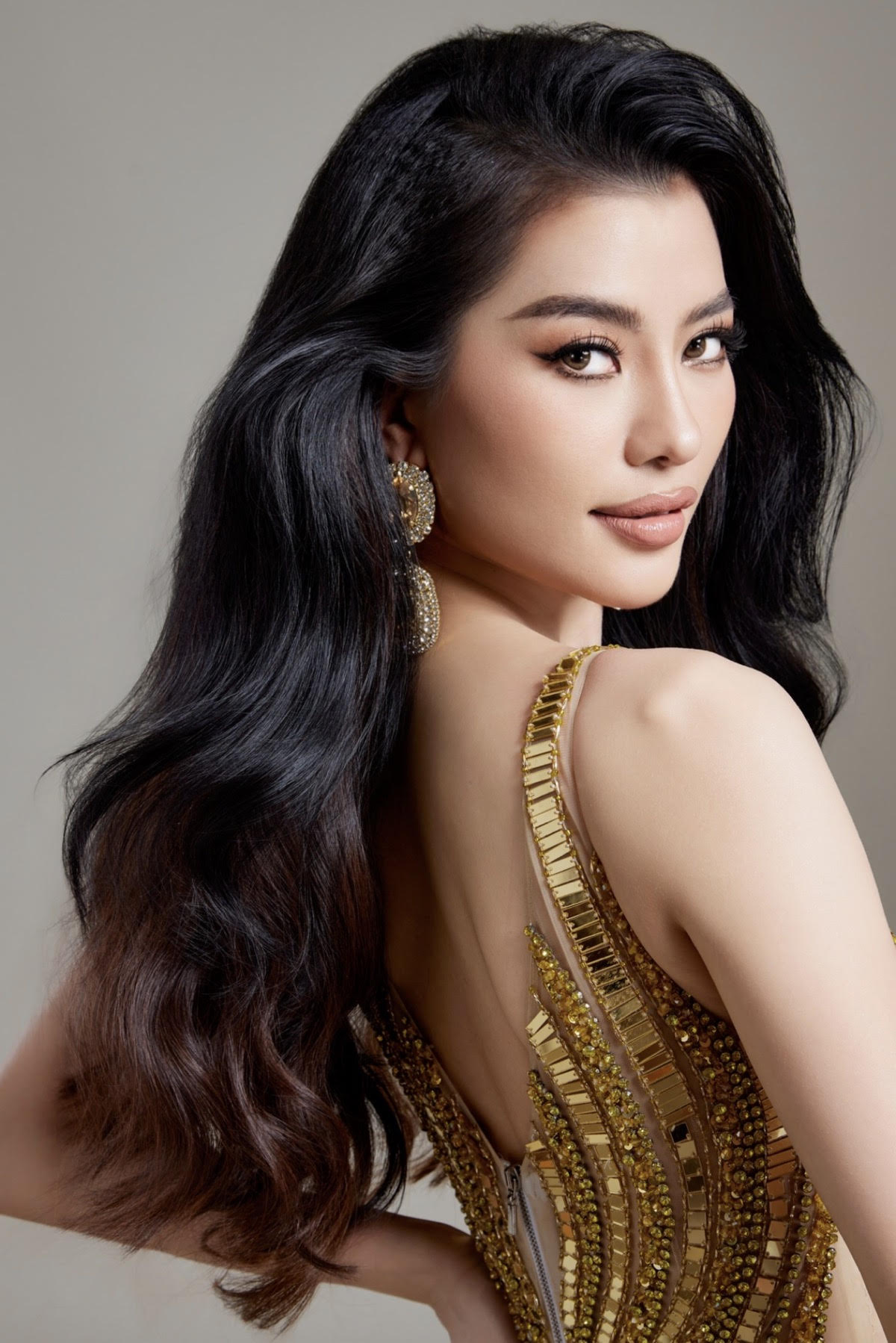 Miss Cosmo Việt Nam Hoàng Nhung