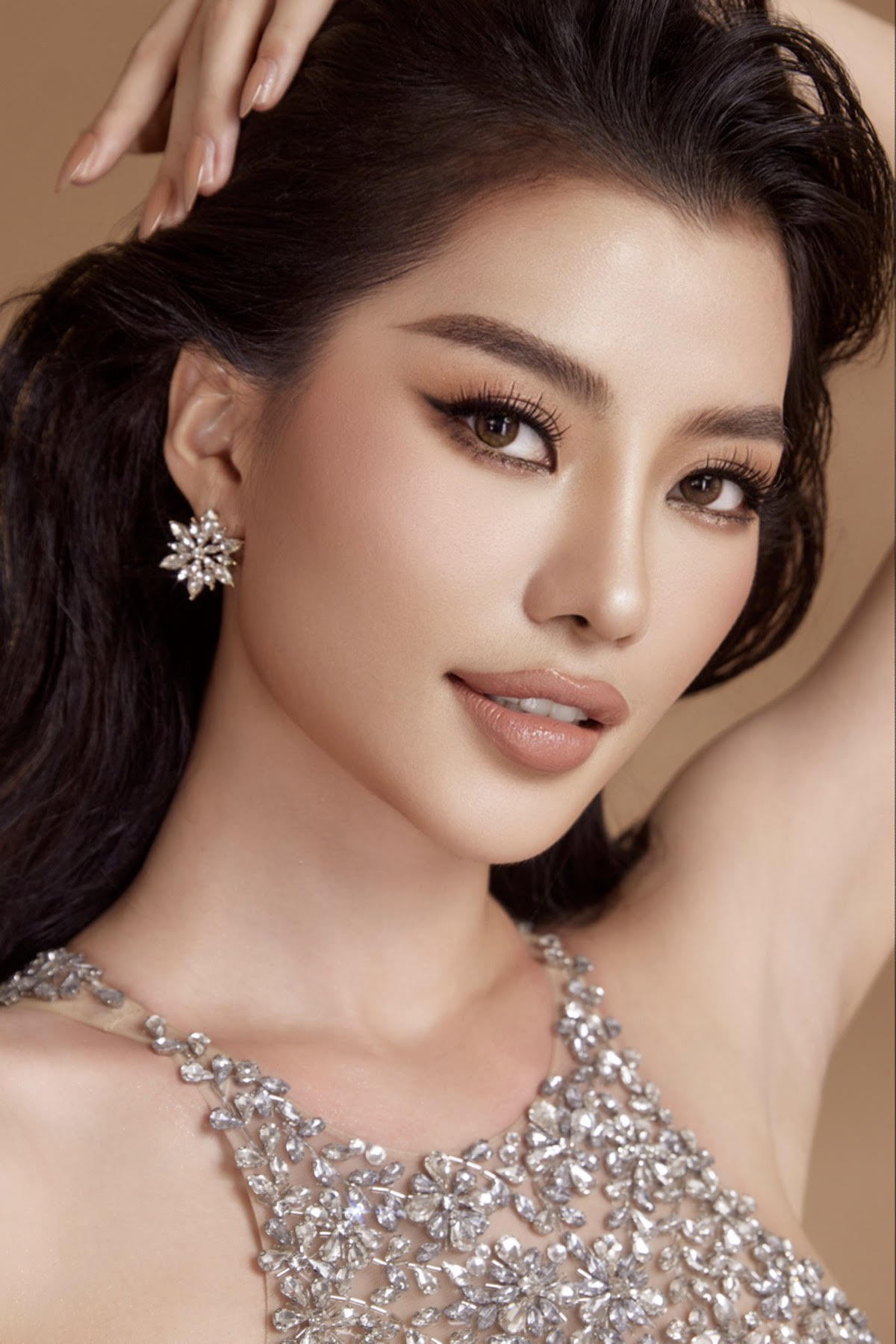 Miss Cosmo Việt Nam Hoàng Nhung