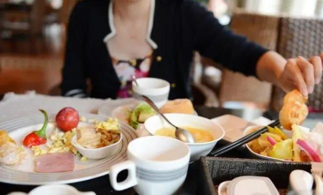 3 việc ngay lúc thức dậy, 3 việc sau bữa ăn và 3 việc trước khi đi ngủ