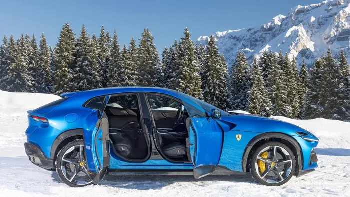 Ferrari Purosangue khó "làm nên chuyện" tại thị trường Việt Nam?