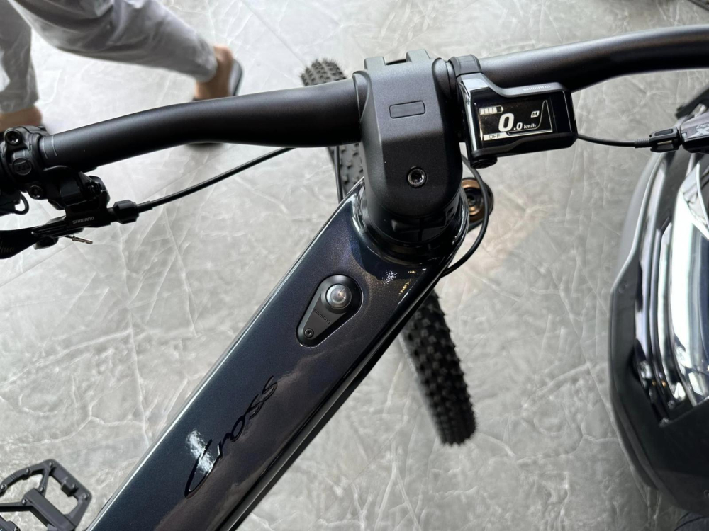Xe đạp điện Porsche eBike Cross giá hơn 235 triệu đồng mới về Việt Nam có gì hay?