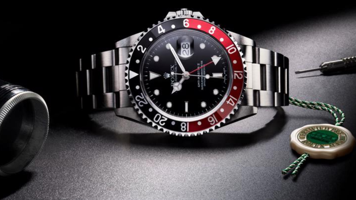 Cách Rolex cạnh tranh trong kỷ nguyên đồng hồ thông minh