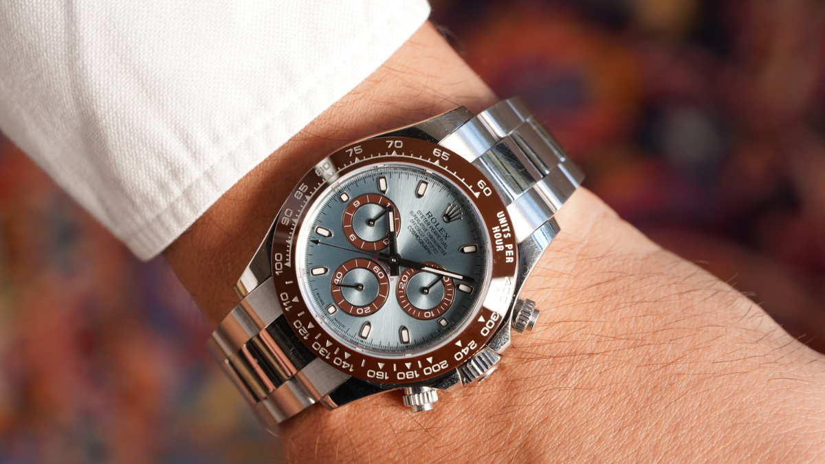 Cách Rolex cạnh tranh trong kỷ nguyên đồng hồ thông minh