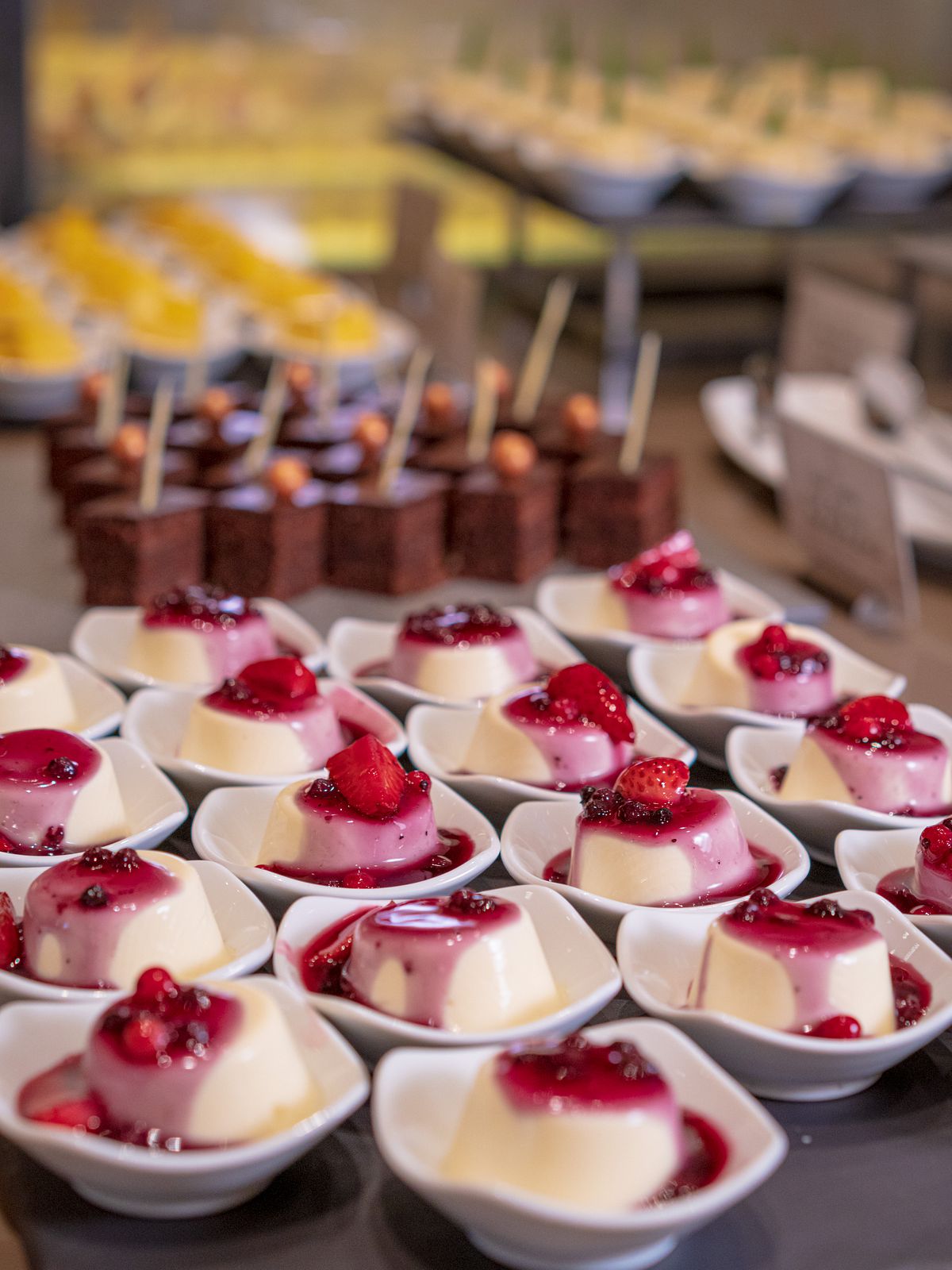 Từ buffet đến bar tầng thượng: Khám phá hàng loạt lựa chọn ẩm thực tại Sheraton Saigon Hotel & Towers