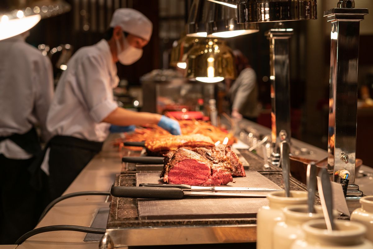 Từ buffet đến bar tầng thượng: Khám phá hàng loạt lựa chọn ẩm thực tại Sheraton Saigon Hotel & Towers