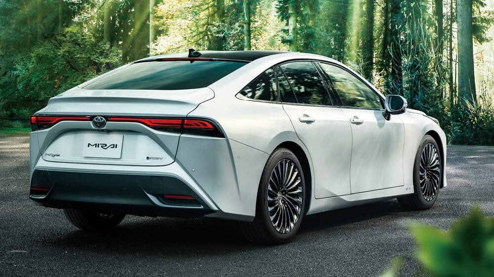 Xe chạy hydro Toyota Mirai 2024 ra mắt