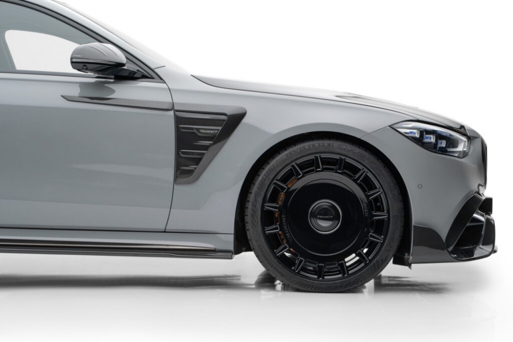 Mê mẩn với Mercedes-AMG S63 E Performance độ Mansory