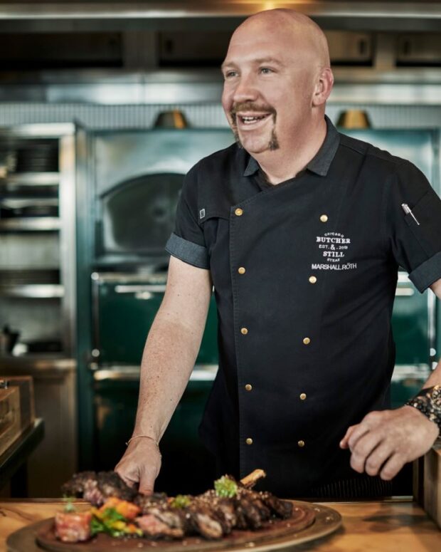 Đầu bếp Marshall Allan Roth từ Nhà hàng Butcher & Still, Danh sách Michelin-Selected