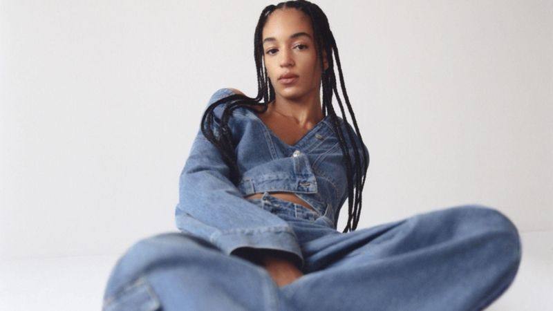 Mango ra mắt BST Denim