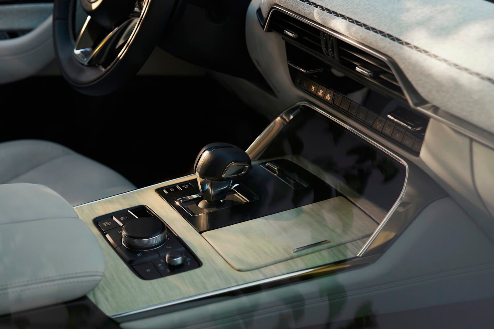 Cabin Mazda CX-90 sẽ sang trọng hơn