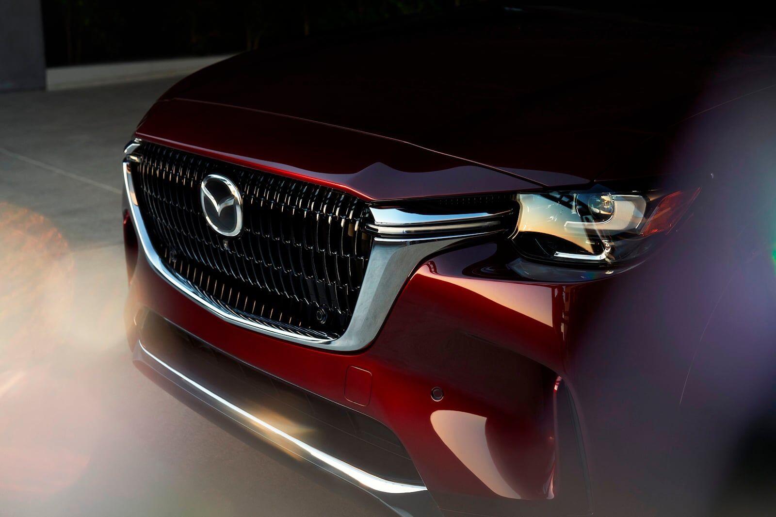 Lưới tản nhiệt xe Mazda CX-90
