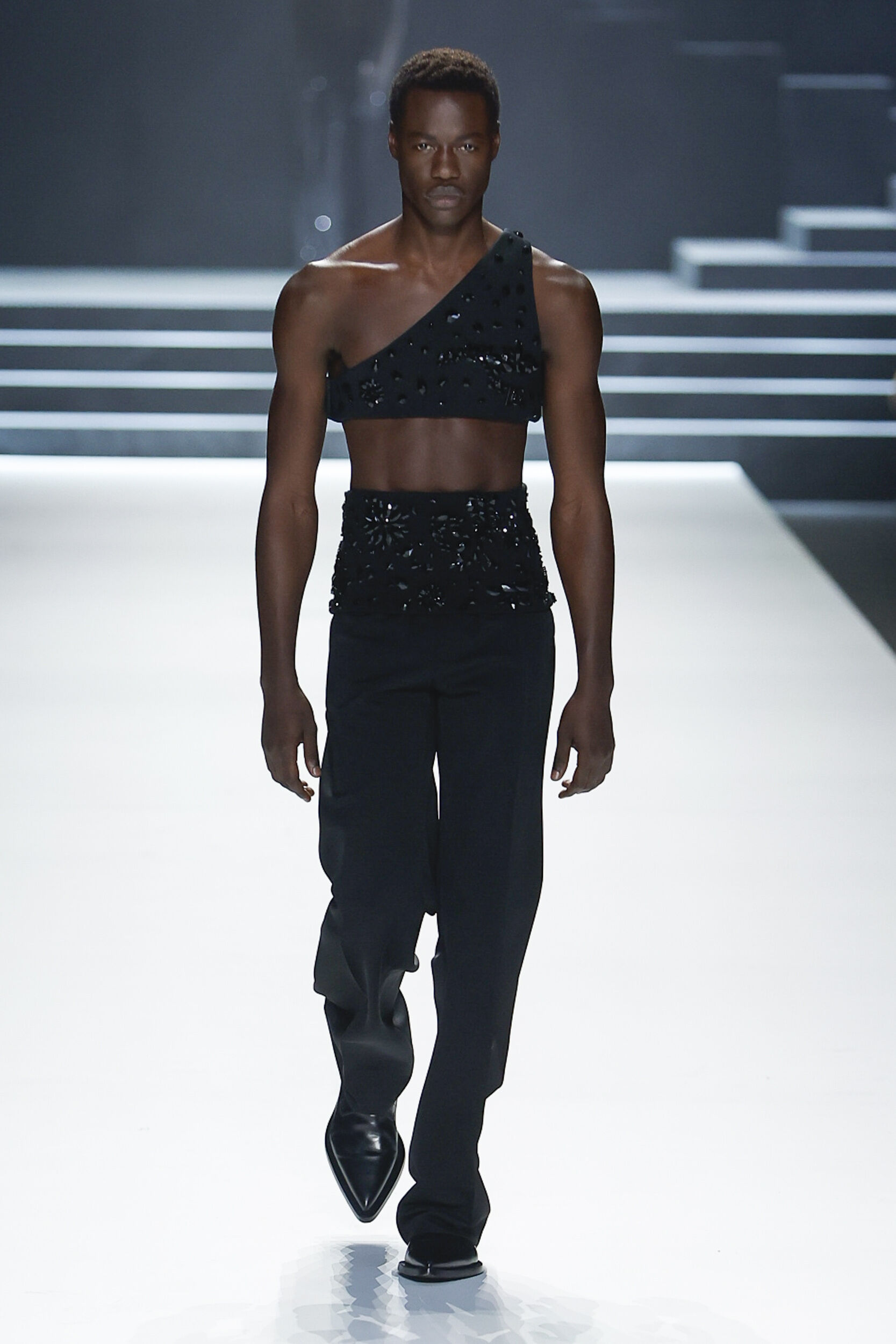 DG_MensFW23-24_Runway-36.jpg