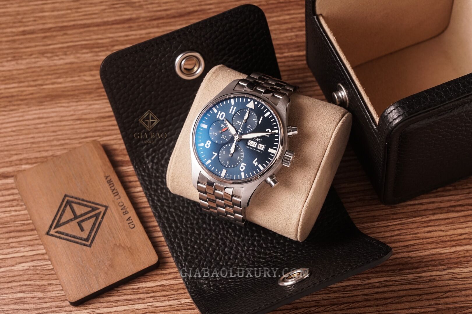 iwc-pilot-mat-xanh-11-of-19.jpg?v=1639732052205