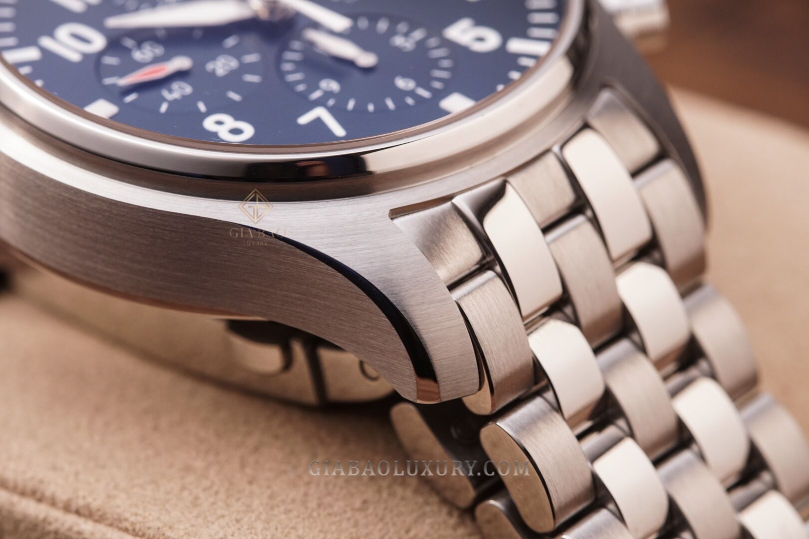 iwc-pilot-mat-xanh-14-of-19.jpg?v=1639732085195