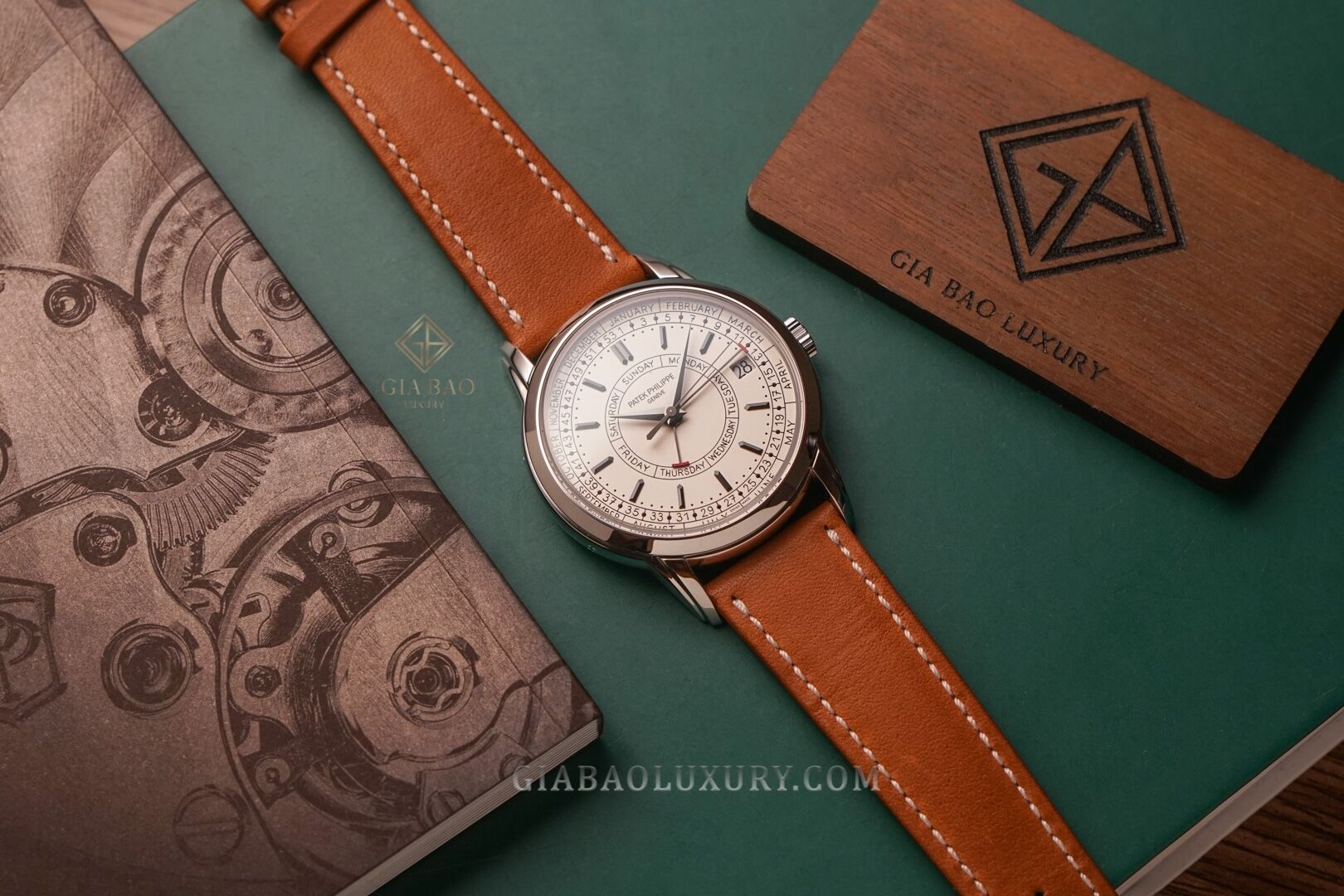 Đồng hồ Patek Philippe Complications 5212A