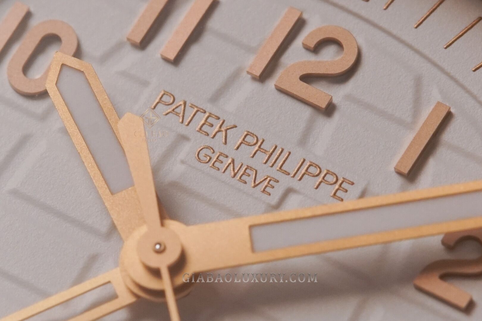 patek-5269r-7-of-29.jpg?v=1641366306406