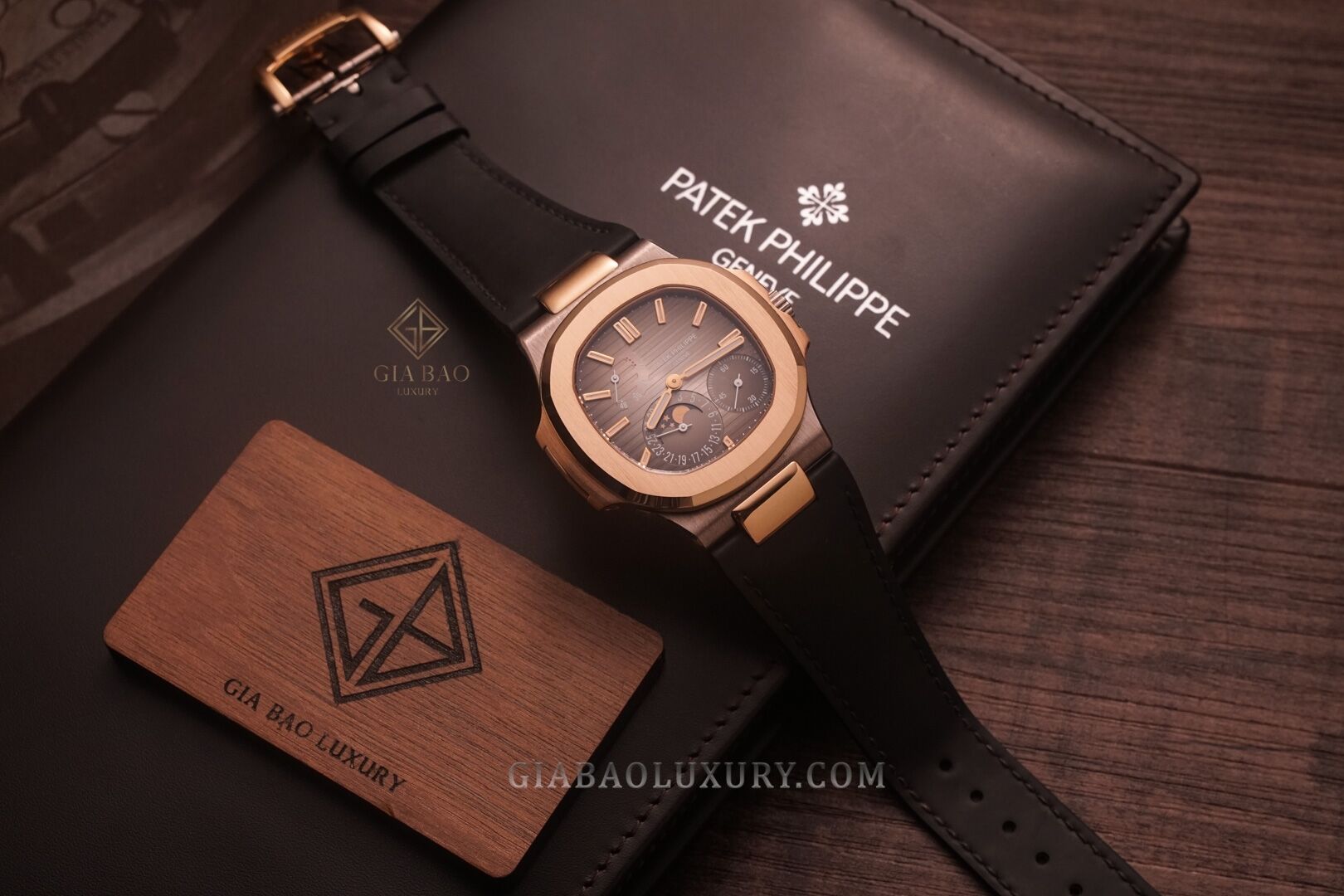 patek-5712-gr2-6-of-9.jpg?v=1640248686974