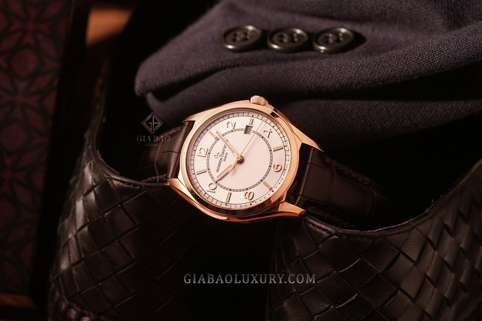 Review đồng hồ Vacheron Constantin Fiftysix 4600E vàng hồng