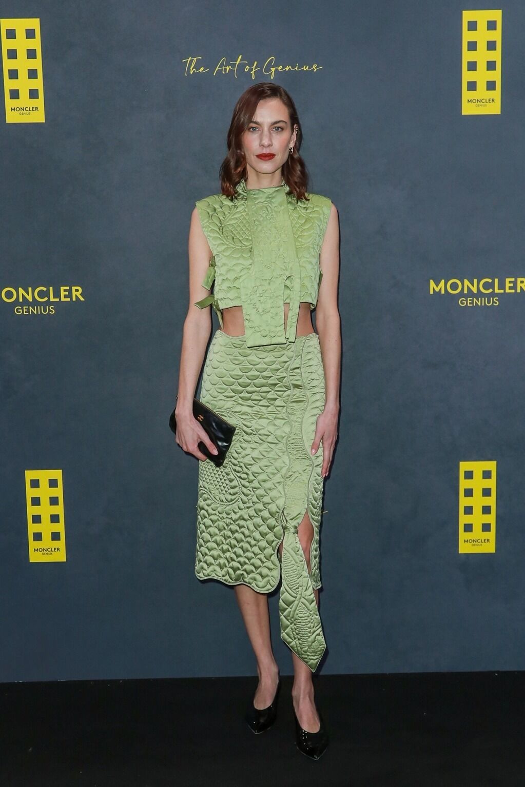 alexa-chung-1677054878.jpg?w=1200&h=0&q=100&dpr=1&fit=crop&s=L_bFJHDn_JZmndQaeBlegQ