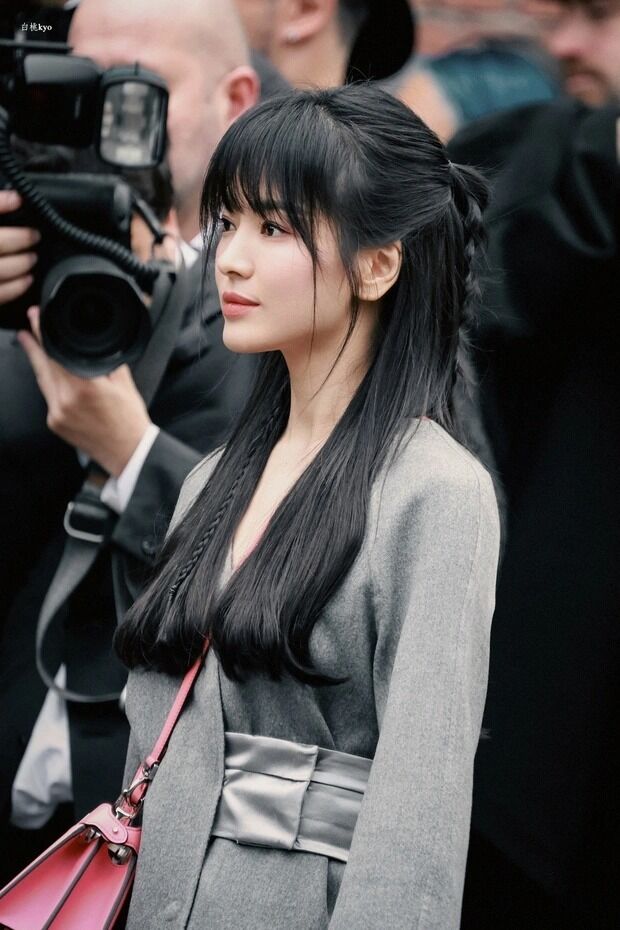 Song-Hye-Kyo-1677125474.jpg?w=1200&h=0&q=100&dpr=1&fit=crop&s=VTe9OMRKi0BF2dl2PnDYqQ