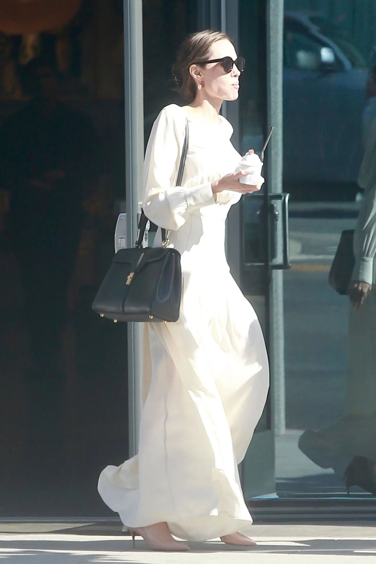 angelina-jolie-3-1676363431.jpg?w=1200&h=0&q=100&dpr=1&fit=crop&s=o69i4rO5uQSjmgBVrTgzPw
