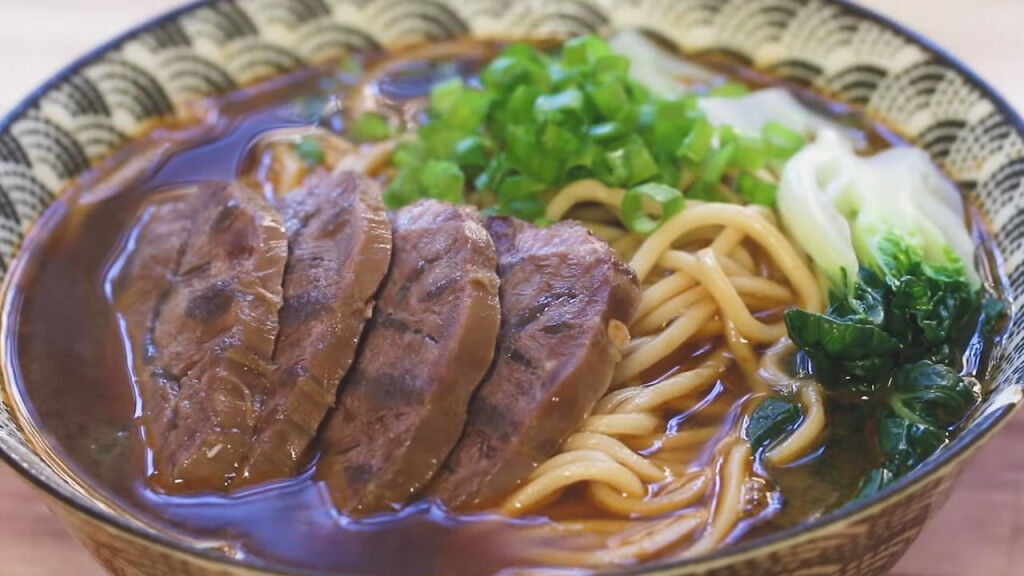 Mì bò Đài Loan.