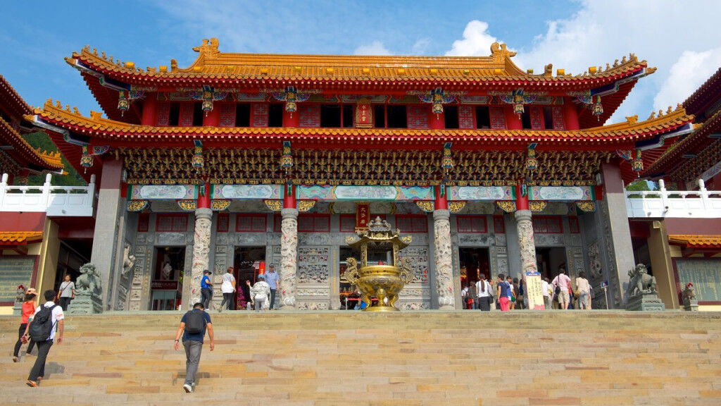 Miếu Văn Võ ivivu 2