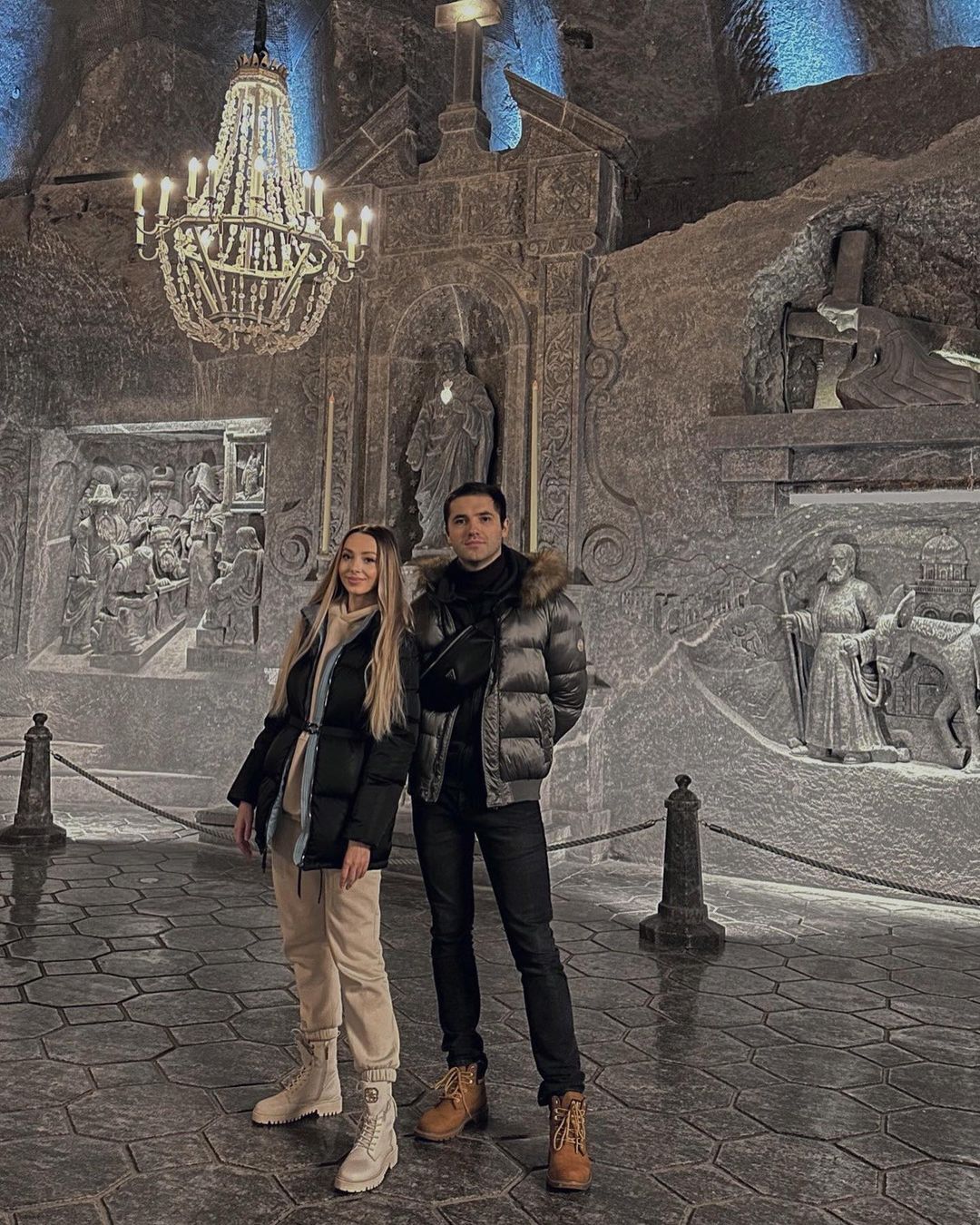 mo-muoi-Wieliczka-ivivu-3