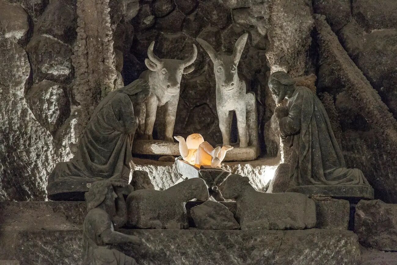 mo-muoi-Wieliczka-ivivu-6