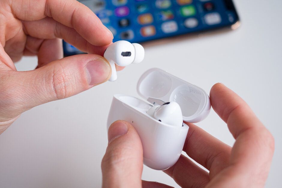AirPods sản xuất Ấn Độ