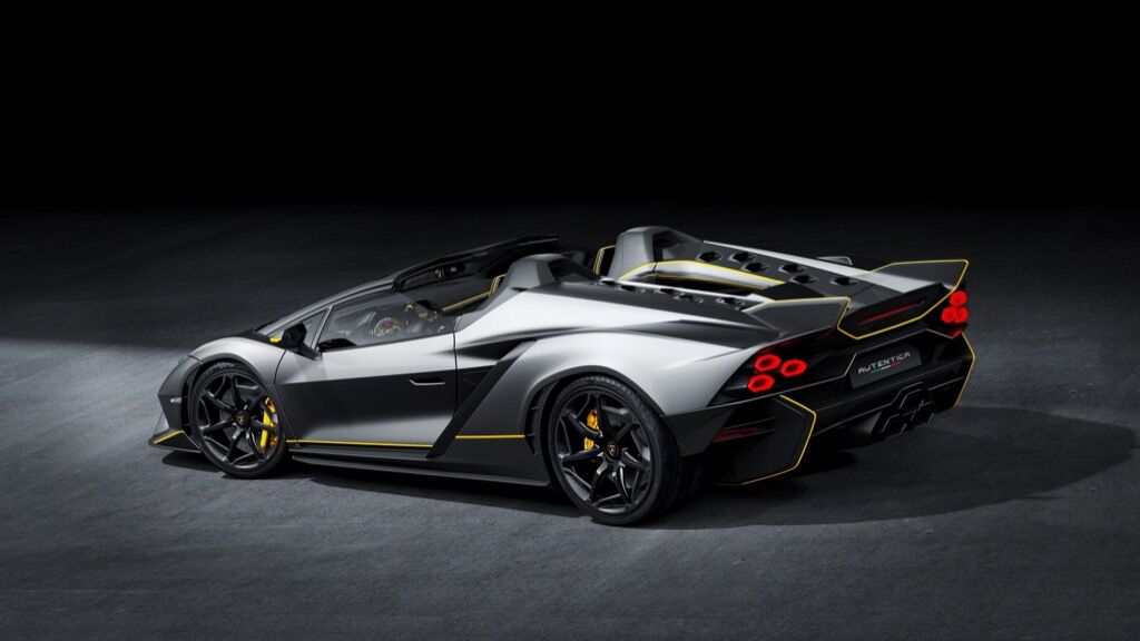 Lamborghini Invencible và Autentica