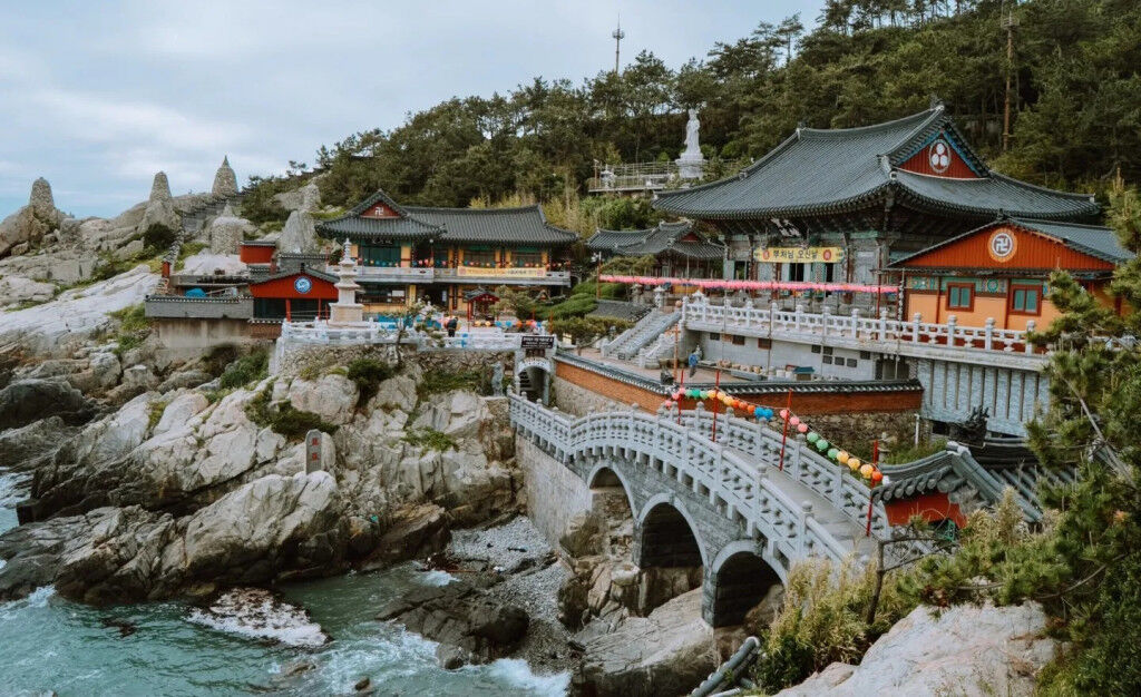 Đền Haedong Yonggungsa.