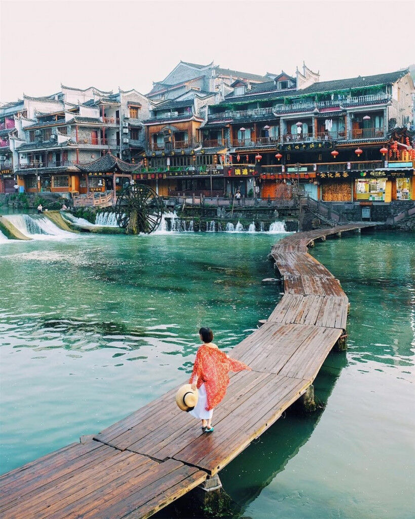 Tour Phượng Hoàng Cổ Trấn 2023